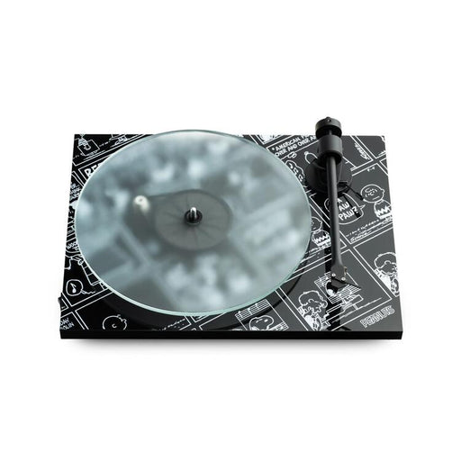 Pro-Ject PJ37900767 | Table tournante - Peanuts - OM10 - Édition limitée-Sonxplus St-Sauveur