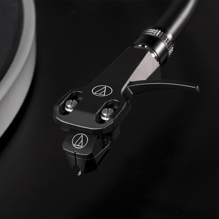 Audio-Technica AT-LP5X | Table tournante - Entraînement direct manuelle - USB - Noir-Sonxplus St-Sauveur